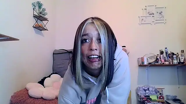 Snapshot of BlueStoneX chatting on 02.18.26 BlueStoneX online show from 02.18.26