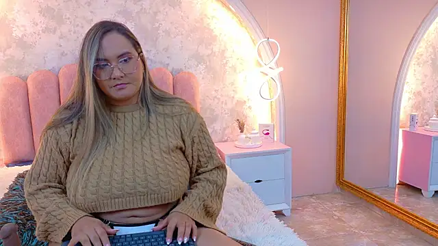 MiaLaurents online show from 01.15.26