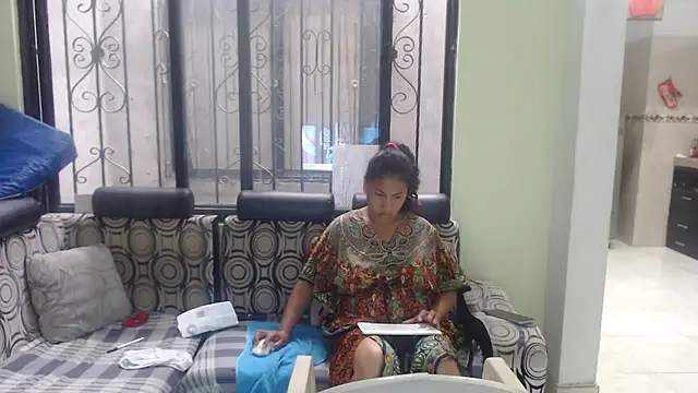 Snapshot of ANYSENSUALY chatting on 02.24.25 ANYSENSUALY online show from 02.24.25