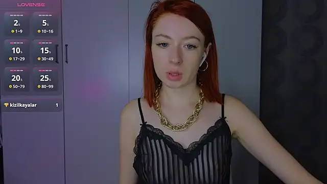 Cuteroxyfoxy online show from 07.06.26