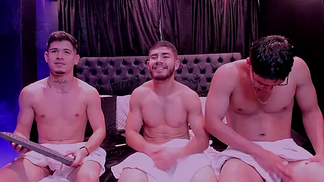 Snapshot of hell_twink chatting on 02.07.26 hell twink online show from 02.07.26