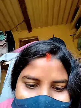 Snapshot of sweet_suman chatting on 01.03.25 sweet suman online show from 01.03.25