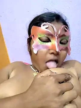 Snapshot of sweet_suman chatting on 01.07.25 sweet suman online show from 01.07.25