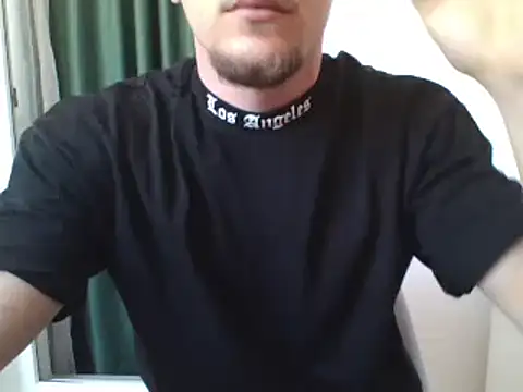 Snapshot of couplehot992 chatting on 03.10.25 couplehot992 online show from 03.10.25