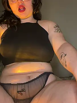 Snapshot of _dwhorekin_ chatting on 02.09.25  dwhorekin  online show from 02.09.25