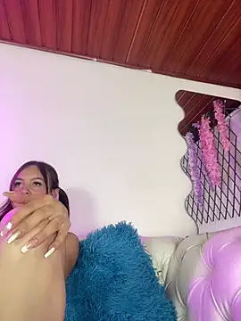 Snapshot of Valen_sr_ chatting on 01.25.25 Valen sr online show from 01.25.25