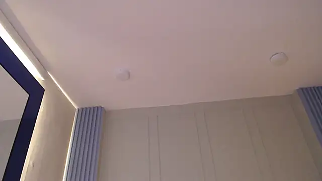 Abbydreams  online show from 02.18.25