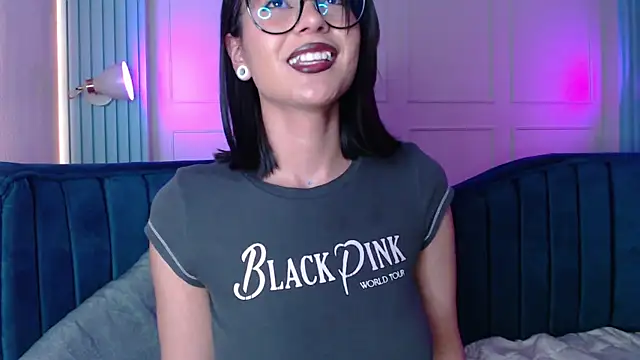 Abbydreams  online show from 02.28.25