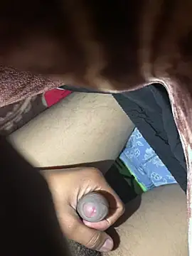 Snapshot of Guri91 chatting on 12.23.24 Guri91 online show from 12.23.24