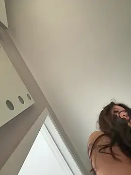 AndreaMood online show from 03.16.25