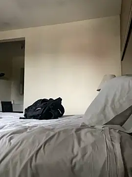 Snapshot of Dnasty408 chatting on 09.18.25 Dnasty408 online show from 09.18.25