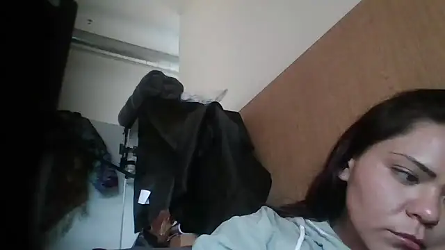 Snapshot of Dnasty408 chatting on 11.05.25 Dnasty408 online show from 11.05.25