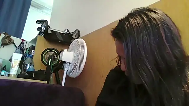 Snapshot of Dnasty408 chatting on 02.04.26 Dnasty408 online show from 02.04.26