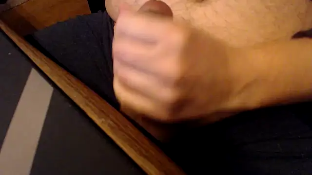 Snapshot of mob0e chatting on 01.20.25 mob0e online show from 01.20.25