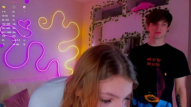 RobertAndLinela online show from 12.24.24