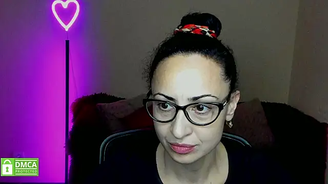 Snapshot of Arianasweety23 chatting on 02.01.25 Arianasweety23 online show from 02.01.25