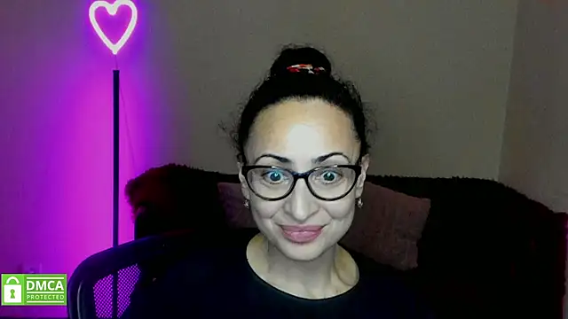 Snapshot of Arianasweety23 chatting on 02.01.25 Arianasweety23 online show from 02.01.25