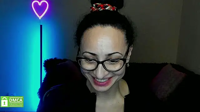 Snapshot of Arianasweety23 chatting on 02.06.25 Arianasweety23 online show from 02.06.25