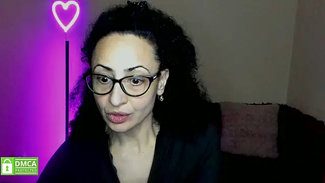 Snapshot of Arianasweety23 chatting on 02.08.25 Arianasweety23 online show from 02.08.25