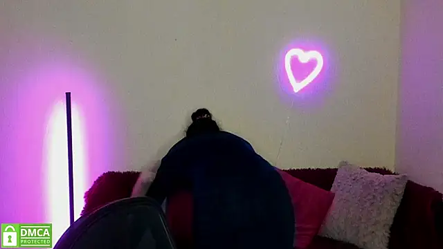 Snapshot of Arianasweety23 chatting on 02.27.25 Arianasweety23 online show from 02.27.25