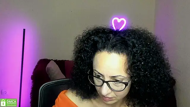 Snapshot of Arianasweety23 chatting on 09.21.25 Arianasweety23 online show from 09.21.25