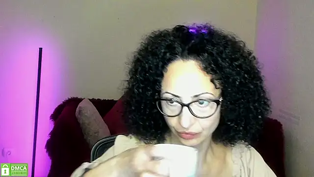 Snapshot of Arianasweety23 chatting on 09.23.25 Arianasweety23 online show from 09.23.25