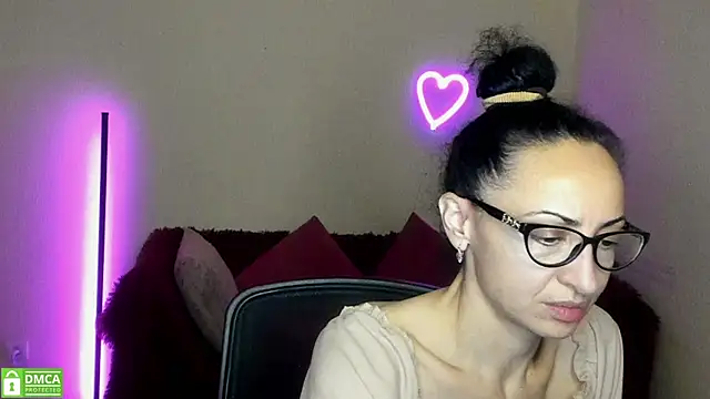 Snapshot of Arianasweety23 chatting on 09.25.25 Arianasweety23 online show from 09.25.25