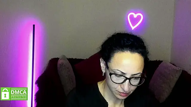 Snapshot of Arianasweety23 chatting on 09.28.25 Arianasweety23 online show from 09.28.25