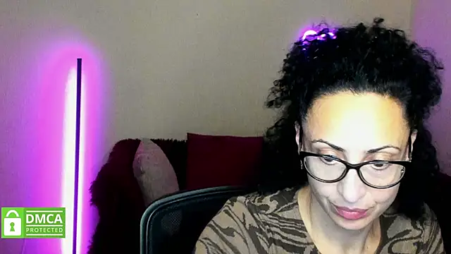 Snapshot of Arianasweety23 chatting on 09.30.25 Arianasweety23 online show from 09.30.25