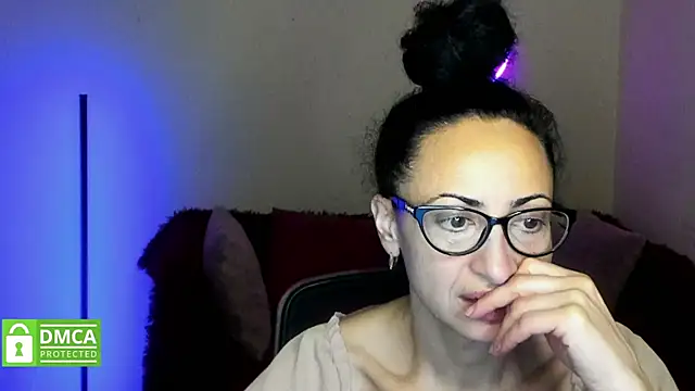 Snapshot of Arianasweety23 chatting on 10.04.25 Arianasweety23 online show from 10.04.25