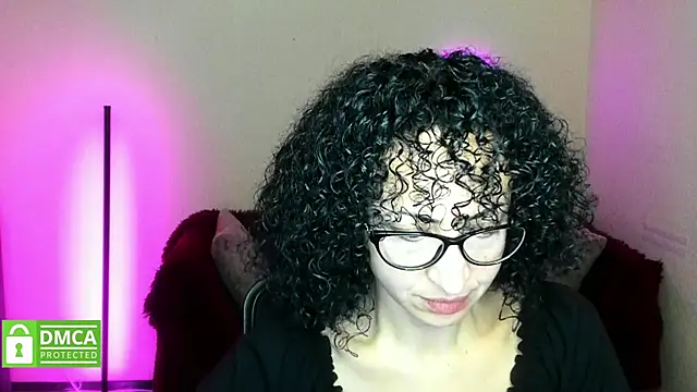 Snapshot of Arianasweety23 chatting on 10.26.25 Arianasweety23 online show from 10.26.25