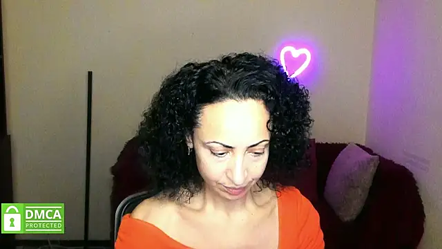 Snapshot of Arianasweety23 chatting on 12.02.25 Arianasweety23 online show from 12.02.25