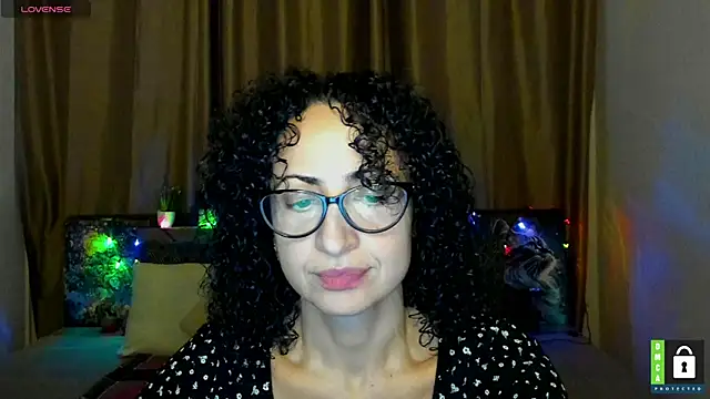 Snapshot of Arianasweety23 chatting on 12.03.25 Arianasweety23 online show from 12.03.25