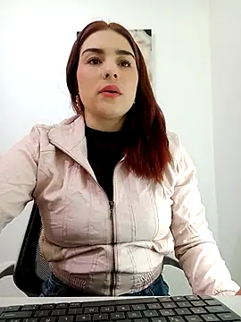 VictoriaMolina online show from 11.23.25