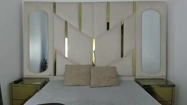 IsabellRodriguez18 online show from 09.18.25