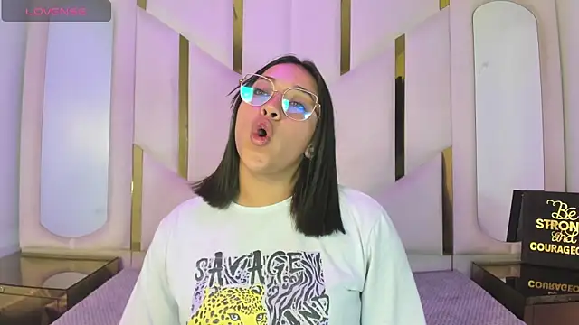 IsabellRodriguez18 online show from 03.04.26