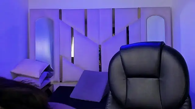 IsabellRodriguez18 online show from 03.07.26