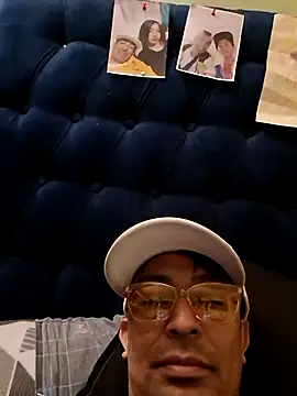 Snapshot of zeus2630 chatting on 07.20.26 zeus2630 online show from 07.20.26