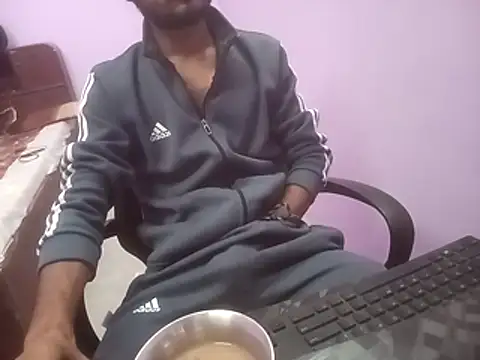 IamRentedBoybfriend online show from 12.22.25