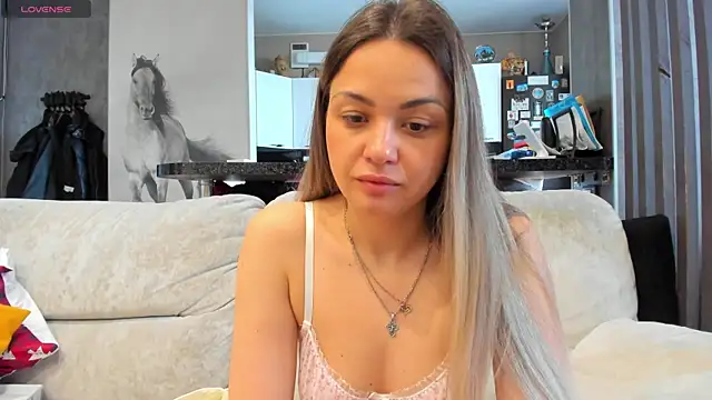Mia   murrr online show from 05.12.26
