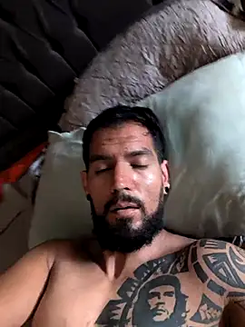 Snapshot of CogglingOncogene chatting on 04.03.26 CogglingOncogene online show from 04.03.26