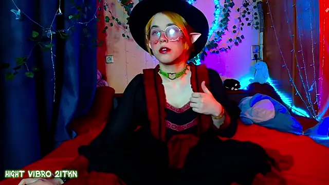 TrickyKitsune online show from 02.15.25