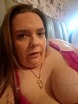 Snapshot of OFChloVIPxx chatting on 03.14.25 OFChloVIPxx online show from 03.14.25