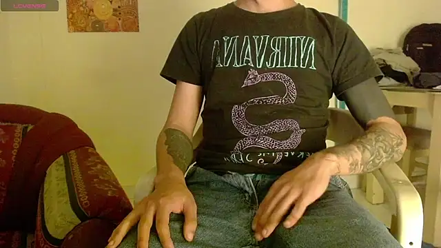 Snapshot of Maam_Ine chatting on 09.21.25 Maam Ine online show from 09.21.25