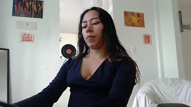 Maam Ine online show from 03.03.26