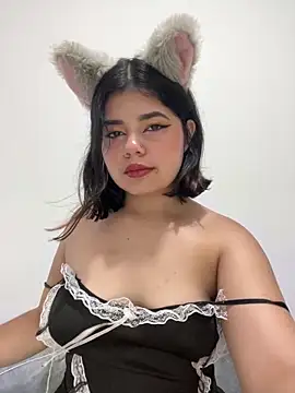 Snapshot of pretty_angela1 chatting on 01.30.25 pretty angela1 online show from 01.30.25