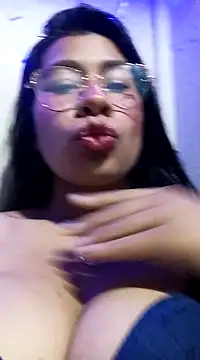 Snapshot of Pamelamilkk_1007 chatting on 02.01.25 Pamelamilkk 1007 online show from 02.01.25