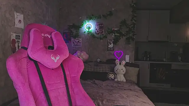 Snapshot of yummylisa chatting on 02.23.26 yummylisa online show from 02.23.26