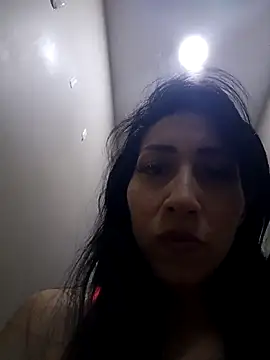 Snapshot of Isabellitasexi38 chatting on 02.02.25 Isabellitasexi38 online show from 02.02.25