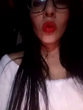 Snapshot of Isabellitasexi38 chatting on 10.01.25 Isabellitasexi38 online show from 10.01.25